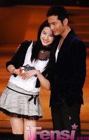 明星大爆料最新绯闻,最新绯闻揭秘，娱乐圈再掀波澜